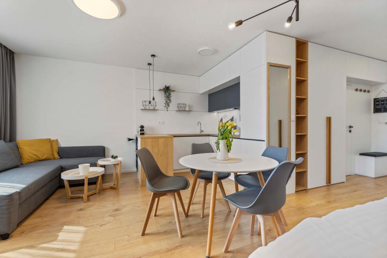 Apartamento Lam Concrete - Ac - Balcony Bratislava Exterior foto